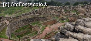 [P30] Cetatea Micene. Mormantul Circular A si Granarul (fotografie facuta de pe ,,Marea Rampa”). » foto by ovidiuyepi
 - 
<span class="allrVoted glyphicon glyphicon-heart hidden" id="av1297928"></span>
<a class="m-l-10 hidden" id="sv1297928" onclick="voting_Foto_DelVot(,1297928,5137)" role="button">șterge vot <span class="glyphicon glyphicon-remove"></span></a>
<a id="v91297928" class=" c-red"  onclick="voting_Foto_SetVot(1297928)" role="button"><span class="glyphicon glyphicon-heart-empty"></span> <b>LIKE</b> = Votează poza</a> <img class="hidden"  id="f1297928W9" src="/imagini/loader.gif" border="0" /><span class="AjErrMes hidden" id="e1297928ErM"></span>