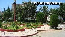 [P11] Gradina Catedralei Sf Pavel - un loc bine ingrijit » foto by Ellada_sagapo
 - 
<span class="allrVoted glyphicon glyphicon-heart hidden" id="av178092"></span>
<a class="m-l-10 hidden" id="sv178092" onclick="voting_Foto_DelVot(,178092,5137)" role="button">șterge vot <span class="glyphicon glyphicon-remove"></span></a>
<a id="v9178092" class=" c-red"  onclick="voting_Foto_SetVot(178092)" role="button"><span class="glyphicon glyphicon-heart-empty"></span> <b>LIKE</b> = Votează poza</a> <img class="hidden"  id="f178092W9" src="/imagini/loader.gif" border="0" /><span class="AjErrMes hidden" id="e178092ErM"></span>