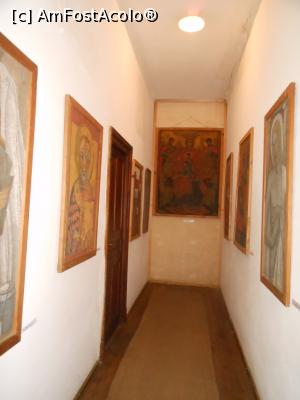 [P32] Complexul Muzeal Măldărești - Casa Duca, galeria de pictură Olga Greceanu. » foto by iulianic
 - 
<span class="allrVoted glyphicon glyphicon-heart hidden" id="av1256095"></span>
<a class="m-l-10 hidden" id="sv1256095" onclick="voting_Foto_DelVot(,1256095,5151)" role="button">șterge vot <span class="glyphicon glyphicon-remove"></span></a>
<a id="v91256095" class=" c-red"  onclick="voting_Foto_SetVot(1256095)" role="button"><span class="glyphicon glyphicon-heart-empty"></span> <b>LIKE</b> = Votează poza</a> <img class="hidden"  id="f1256095W9" src="/imagini/loader.gif" border="0" /><span class="AjErrMes hidden" id="e1256095ErM"></span>