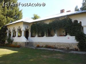 [P05] Complexul Muzeal Măldărești - Casa Duca. » foto by iulianic
 - 
<span class="allrVoted glyphicon glyphicon-heart hidden" id="av1256068"></span>
<a class="m-l-10 hidden" id="sv1256068" onclick="voting_Foto_DelVot(,1256068,5151)" role="button">șterge vot <span class="glyphicon glyphicon-remove"></span></a>
<a id="v91256068" class=" c-red"  onclick="voting_Foto_SetVot(1256068)" role="button"><span class="glyphicon glyphicon-heart-empty"></span> <b>LIKE</b> = Votează poza</a> <img class="hidden"  id="f1256068W9" src="/imagini/loader.gif" border="0" /><span class="AjErrMes hidden" id="e1256068ErM"></span>