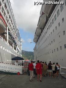 [P22] Desi par a fi doua blocuri turn ,sunt totusi doua vapoare in portul Tortola . » foto by must-see*
 - 
<span class="allrVoted glyphicon glyphicon-heart hidden" id="av56198"></span>
<a class="m-l-10 hidden" id="sv56198" onclick="voting_Foto_DelVot(,56198,5153)" role="button">șterge vot <span class="glyphicon glyphicon-remove"></span></a>
<a id="v956198" class=" c-red"  onclick="voting_Foto_SetVot(56198)" role="button"><span class="glyphicon glyphicon-heart-empty"></span> <b>LIKE</b> = Votează poza</a> <img class="hidden"  id="f56198W9" src="/imagini/loader.gif" border="0" /><span class="AjErrMes hidden" id="e56198ErM"></span>