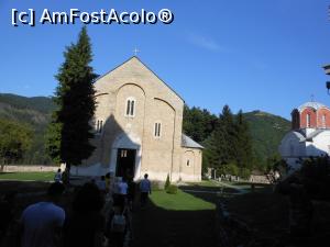[P02] Mănăstirea Studenica - simbol al ortodoxiei sârbe. Biserica Fecioarei, fațada vestică.  » foto by iulianic
 - 
<span class="allrVoted glyphicon glyphicon-heart hidden" id="av1138515"></span>
<a class="m-l-10 hidden" id="sv1138515" onclick="voting_Foto_DelVot(,1138515,5155)" role="button">șterge vot <span class="glyphicon glyphicon-remove"></span></a>
<a id="v91138515" class=" c-red"  onclick="voting_Foto_SetVot(1138515)" role="button"><span class="glyphicon glyphicon-heart-empty"></span> <b>LIKE</b> = Votează poza</a> <img class="hidden"  id="f1138515W9" src="/imagini/loader.gif" border="0" /><span class="AjErrMes hidden" id="e1138515ErM"></span>