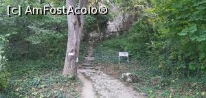[P02] Accesul pe scări spăre Bisericile Rupestre din Ivanovo. » foto by Aurici
 - 
<span class="allrVoted glyphicon glyphicon-heart hidden" id="av1287123"></span>
<a class="m-l-10 hidden" id="sv1287123" onclick="voting_Foto_DelVot(,1287123,5157)" role="button">șterge vot <span class="glyphicon glyphicon-remove"></span></a>
<a id="v91287123" class=" c-red"  onclick="voting_Foto_SetVot(1287123)" role="button"><span class="glyphicon glyphicon-heart-empty"></span> <b>LIKE</b> = Votează poza</a> <img class="hidden"  id="f1287123W9" src="/imagini/loader.gif" border="0" /><span class="AjErrMes hidden" id="e1287123ErM"></span>