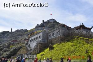 [P19] Drapelul ce flutură marchează altitudinea de 3,143 de metri » foto by Pușcașu Marin
 - 
<span class="allrVoted glyphicon glyphicon-heart hidden" id="av1423906"></span>
<a class="m-l-10 hidden" id="sv1423906" onclick="voting_Foto_DelVot(,1423906,5166)" role="button">șterge vot <span class="glyphicon glyphicon-remove"></span></a>
<a id="v91423906" class=" c-red"  onclick="voting_Foto_SetVot(1423906)" role="button"><span class="glyphicon glyphicon-heart-empty"></span> <b>LIKE</b> = Votează poza</a> <img class="hidden"  id="f1423906W9" src="/imagini/loader.gif" border="0" /><span class="AjErrMes hidden" id="e1423906ErM"></span>