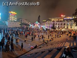 [P03] Amfiteatrul din Piața Centrală din Sapa » foto by Pușcașu Marin
 - 
<span class="allrVoted glyphicon glyphicon-heart hidden" id="av1424963"></span>
<a class="m-l-10 hidden" id="sv1424963" onclick="voting_Foto_DelVot(,1424963,5166)" role="button">șterge vot <span class="glyphicon glyphicon-remove"></span></a>
<a id="v91424963" class=" c-red"  onclick="voting_Foto_SetVot(1424963)" role="button"><span class="glyphicon glyphicon-heart-empty"></span> <b>LIKE</b> = Votează poza</a> <img class="hidden"  id="f1424963W9" src="/imagini/loader.gif" border="0" /><span class="AjErrMes hidden" id="e1424963ErM"></span>