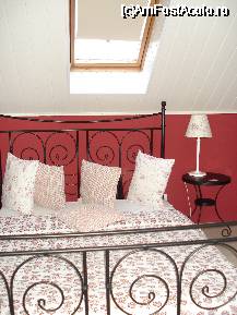 [P02] Fereasta de deasupra patului » foto by lucianaalex
 - 
<span class="allrVoted glyphicon glyphicon-heart hidden" id="av56906"></span>
<a class="m-l-10 hidden" id="sv56906" onclick="voting_Foto_DelVot(,56906,5174)" role="button">șterge vot <span class="glyphicon glyphicon-remove"></span></a>
<a id="v956906" class=" c-red"  onclick="voting_Foto_SetVot(56906)" role="button"><span class="glyphicon glyphicon-heart-empty"></span> <b>LIKE</b> = Votează poza</a> <img class="hidden"  id="f56906W9" src="/imagini/loader.gif" border="0" /><span class="AjErrMes hidden" id="e56906ErM"></span>