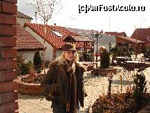 [P23] Terasa din curtea interioara a restaurantului » foto by lucianaalex
 - 
<span class="allrVoted glyphicon glyphicon-heart hidden" id="av57041"></span>
<a class="m-l-10 hidden" id="sv57041" onclick="voting_Foto_DelVot(,57041,5174)" role="button">șterge vot <span class="glyphicon glyphicon-remove"></span></a>
<a id="v957041" class=" c-red"  onclick="voting_Foto_SetVot(57041)" role="button"><span class="glyphicon glyphicon-heart-empty"></span> <b>LIKE</b> = Votează poza</a> <img class="hidden"  id="f57041W9" src="/imagini/loader.gif" border="0" /><span class="AjErrMes hidden" id="e57041ErM"></span>