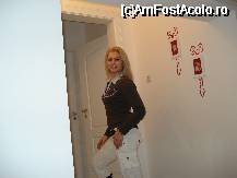 [P06] Urcand cele cateva trepte care duceau spre baie si spre iesirea din camera » foto by lucianaalex
 - 
<span class="allrVoted glyphicon glyphicon-heart hidden" id="av56910"></span>
<a class="m-l-10 hidden" id="sv56910" onclick="voting_Foto_DelVot(,56910,5174)" role="button">șterge vot <span class="glyphicon glyphicon-remove"></span></a>
<a id="v956910" class=" c-red"  onclick="voting_Foto_SetVot(56910)" role="button"><span class="glyphicon glyphicon-heart-empty"></span> <b>LIKE</b> = Votează poza</a> <img class="hidden"  id="f56910W9" src="/imagini/loader.gif" border="0" /><span class="AjErrMes hidden" id="e56910ErM"></span>