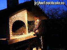 [P06] Gratarul din curtea pensiunii, fotografiat seara » foto by lucianaalex
 - 
<span class="allrVoted glyphicon glyphicon-heart hidden" id="av57413"></span>
<a class="m-l-10 hidden" id="sv57413" onclick="voting_Foto_DelVot(,57413,5184)" role="button">șterge vot <span class="glyphicon glyphicon-remove"></span></a>
<a id="v957413" class=" c-red"  onclick="voting_Foto_SetVot(57413)" role="button"><span class="glyphicon glyphicon-heart-empty"></span> <b>LIKE</b> = Votează poza</a> <img class="hidden"  id="f57413W9" src="/imagini/loader.gif" border="0" /><span class="AjErrMes hidden" id="e57413ErM"></span>