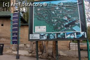 [P74] Teheran, Complexul Saad Abad, Palatul Alb, Planul Complexului cu numele palatelor în engleză și persană lângă Poarta Zafaranieh (Sud)  » foto by mprofeanu
 - 
<span class="allrVoted glyphicon glyphicon-heart hidden" id="av974276"></span>
<a class="m-l-10 hidden" id="sv974276" onclick="voting_Foto_DelVot(,974276,5198)" role="button">șterge vot <span class="glyphicon glyphicon-remove"></span></a>
<a id="v9974276" class=" c-red"  onclick="voting_Foto_SetVot(974276)" role="button"><span class="glyphicon glyphicon-heart-empty"></span> <b>LIKE</b> = Votează poza</a> <img class="hidden"  id="f974276W9" src="/imagini/loader.gif" border="0" /><span class="AjErrMes hidden" id="e974276ErM"></span>