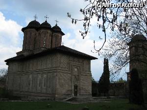 [P09] Biserica mănăstirii Brebu » foto by tata123 🔱
 - 
<span class="allrVoted glyphicon glyphicon-heart hidden" id="av562092"></span>
<a class="m-l-10 hidden" id="sv562092" onclick="voting_Foto_DelVot(,562092,5205)" role="button">șterge vot <span class="glyphicon glyphicon-remove"></span></a>
<a id="v9562092" class=" c-red"  onclick="voting_Foto_SetVot(562092)" role="button"><span class="glyphicon glyphicon-heart-empty"></span> <b>LIKE</b> = Votează poza</a> <img class="hidden"  id="f562092W9" src="/imagini/loader.gif" border="0" /><span class="AjErrMes hidden" id="e562092ErM"></span>