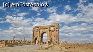 [P24] Arcul de Triumf » foto by robert
 - 
<span class="allrVoted glyphicon glyphicon-heart hidden" id="av1384589"></span>
<a class="m-l-10 hidden" id="sv1384589" onclick="voting_Foto_DelVot(,1384589,5207)" role="button">șterge vot <span class="glyphicon glyphicon-remove"></span></a>
<a id="v91384589" class=" c-red"  onclick="voting_Foto_SetVot(1384589)" role="button"><span class="glyphicon glyphicon-heart-empty"></span> <b>LIKE</b> = Votează poza</a> <img class="hidden"  id="f1384589W9" src="/imagini/loader.gif" border="0" /><span class="AjErrMes hidden" id="e1384589ErM"></span>