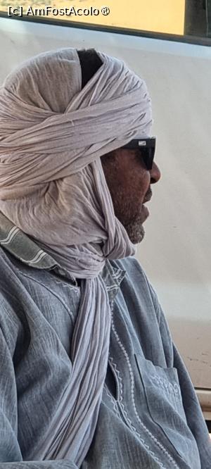 [P01] tuaregii ce ne-au însotit » foto by robert
 - 
<span class="allrVoted glyphicon glyphicon-heart hidden" id="av1393567"></span>
<a class="m-l-10 hidden" id="sv1393567" onclick="voting_Foto_DelVot(,1393567,5207)" role="button">șterge vot <span class="glyphicon glyphicon-remove"></span></a>
<a id="v91393567" class=" c-red"  onclick="voting_Foto_SetVot(1393567)" role="button"><span class="glyphicon glyphicon-heart-empty"></span> <b>LIKE</b> = Votează poza</a> <img class="hidden"  id="f1393567W9" src="/imagini/loader.gif" border="0" /><span class="AjErrMes hidden" id="e1393567ErM"></span>