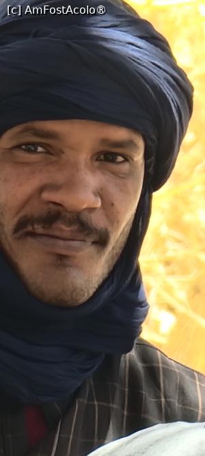 [P07] tuaregii ce ne-au însotit » foto by robert
 - 
<span class="allrVoted glyphicon glyphicon-heart hidden" id="av1393573"></span>
<a class="m-l-10 hidden" id="sv1393573" onclick="voting_Foto_DelVot(,1393573,5207)" role="button">șterge vot <span class="glyphicon glyphicon-remove"></span></a>
<a id="v91393573" class=" c-red"  onclick="voting_Foto_SetVot(1393573)" role="button"><span class="glyphicon glyphicon-heart-empty"></span> <b>LIKE</b> = Votează poza</a> <img class="hidden"  id="f1393573W9" src="/imagini/loader.gif" border="0" /><span class="AjErrMes hidden" id="e1393573ErM"></span>