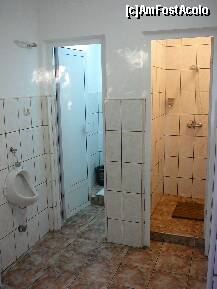 [P16] Asa arata baia la barbati –un dus, un WC si doua pisoare » foto by Claudiu U.
 - 
<span class="allrVoted glyphicon glyphicon-heart hidden" id="av227391"></span>
<a class="m-l-10 hidden" id="sv227391" onclick="voting_Foto_DelVot(,227391,5210)" role="button">șterge vot <span class="glyphicon glyphicon-remove"></span></a>
<a id="v9227391" class=" c-red"  onclick="voting_Foto_SetVot(227391)" role="button"><span class="glyphicon glyphicon-heart-empty"></span> <b>LIKE</b> = Votează poza</a> <img class="hidden"  id="f227391W9" src="/imagini/loader.gif" border="0" /><span class="AjErrMes hidden" id="e227391ErM"></span>