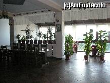 [P24] Un alt colt al restaurantului. Asa cum spuneam, sunt foarte multe plante » foto by Claudiu U.
 - 
<span class="allrVoted glyphicon glyphicon-heart hidden" id="av227406"></span>
<a class="m-l-10 hidden" id="sv227406" onclick="voting_Foto_DelVot(,227406,5210)" role="button">șterge vot <span class="glyphicon glyphicon-remove"></span></a>
<a id="v9227406" class=" c-red"  onclick="voting_Foto_SetVot(227406)" role="button"><span class="glyphicon glyphicon-heart-empty"></span> <b>LIKE</b> = Votează poza</a> <img class="hidden"  id="f227406W9" src="/imagini/loader.gif" border="0" /><span class="AjErrMes hidden" id="e227406ErM"></span>