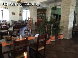 [P12] restaurantul » foto by Dan&Ema
 - 
<span class="allrVoted glyphicon glyphicon-heart hidden" id="av723080"></span>
<a class="m-l-10 hidden" id="sv723080" onclick="voting_Foto_DelVot(,723080,5210)" role="button">șterge vot <span class="glyphicon glyphicon-remove"></span></a>
<a id="v9723080" class=" c-red"  onclick="voting_Foto_SetVot(723080)" role="button"><span class="glyphicon glyphicon-heart-empty"></span> <b>LIKE</b> = Votează poza</a> <img class="hidden"  id="f723080W9" src="/imagini/loader.gif" border="0" /><span class="AjErrMes hidden" id="e723080ErM"></span>