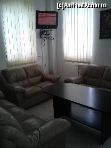 [P06] Academia Sâmbăta - lobby cu canapele şi tv LCD suspendat!  » foto by creivean
 - 
<span class="allrVoted glyphicon glyphicon-heart hidden" id="av408217"></span>
<a class="m-l-10 hidden" id="sv408217" onclick="voting_Foto_DelVot(,408217,5217)" role="button">șterge vot <span class="glyphicon glyphicon-remove"></span></a>
<a id="v9408217" class=" c-red"  onclick="voting_Foto_SetVot(408217)" role="button"><span class="glyphicon glyphicon-heart-empty"></span> <b>LIKE</b> = Votează poza</a> <img class="hidden"  id="f408217W9" src="/imagini/loader.gif" border="0" /><span class="AjErrMes hidden" id="e408217ErM"></span>