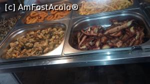 [P13] calamari, baby-octopus, scoici » foto by raducondurache
 - 
<span class="allrVoted glyphicon glyphicon-heart hidden" id="av1183438"></span>
<a class="m-l-10 hidden" id="sv1183438" onclick="voting_Foto_DelVot(,1183438,5218)" role="button">șterge vot <span class="glyphicon glyphicon-remove"></span></a>
<a id="v91183438" class=" c-red"  onclick="voting_Foto_SetVot(1183438)" role="button"><span class="glyphicon glyphicon-heart-empty"></span> <b>LIKE</b> = Votează poza</a> <img class="hidden"  id="f1183438W9" src="/imagini/loader.gif" border="0" /><span class="AjErrMes hidden" id="e1183438ErM"></span>