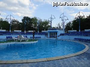 [P25] piscina in complexul Comorova » foto by marocanu21
 - 
<span class="allrVoted glyphicon glyphicon-heart hidden" id="av434468"></span>
<a class="m-l-10 hidden" id="sv434468" onclick="voting_Foto_DelVot(,434468,5218)" role="button">șterge vot <span class="glyphicon glyphicon-remove"></span></a>
<a id="v9434468" class=" c-red"  onclick="voting_Foto_SetVot(434468)" role="button"><span class="glyphicon glyphicon-heart-empty"></span> <b>LIKE</b> = Votează poza</a> <img class="hidden"  id="f434468W9" src="/imagini/loader.gif" border="0" /><span class="AjErrMes hidden" id="e434468ErM"></span>