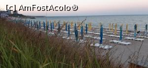 [P10] Plaja văzută de pe faleza dintre Neptun și Olimp » foto by Rofri
 - 
<span class="allrVoted glyphicon glyphicon-heart hidden" id="av1249900"></span>
<a class="m-l-10 hidden" id="sv1249900" onclick="voting_Foto_DelVot(,1249900,5218)" role="button">șterge vot <span class="glyphicon glyphicon-remove"></span></a>
<a id="v91249900" class=" c-red"  onclick="voting_Foto_SetVot(1249900)" role="button"><span class="glyphicon glyphicon-heart-empty"></span> <b>LIKE</b> = Votează poza</a> <img class="hidden"  id="f1249900W9" src="/imagini/loader.gif" border="0" /><span class="AjErrMes hidden" id="e1249900ErM"></span>