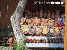 [P05] Artizanat în Bazar... Nu degeaba am numit eu Neptunul 'staţiunea rusticală'... Şi iată că aici, mai mult ca oriunde pe Litoral, se păstrează încă o tradiţie frumoasă, chiar dacă principalii solicitanţi de altădată (turiştii străini) sunt azi foarte puţini...  » foto by Neptunus
 - 
<span class="allrVoted glyphicon glyphicon-heart hidden" id="av483220"></span>
<a class="m-l-10 hidden" id="sv483220" onclick="voting_Foto_DelVot(,483220,5218)" role="button">șterge vot <span class="glyphicon glyphicon-remove"></span></a>
<a id="v9483220" class=" c-red"  onclick="voting_Foto_SetVot(483220)" role="button"><span class="glyphicon glyphicon-heart-empty"></span> <b>LIKE</b> = Votează poza</a> <img class="hidden"  id="f483220W9" src="/imagini/loader.gif" border="0" /><span class="AjErrMes hidden" id="e483220ErM"></span>