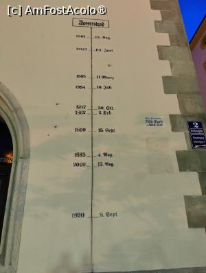 [P26] Nivelul până la care au urcat apele Dunării pe zidul Primăriei de-a lungul numeroaselor inundații din trecut » foto by crismis
 - 
<span class="allrVoted glyphicon glyphicon-heart hidden" id="av1413076"></span>
<a class="m-l-10 hidden" id="sv1413076" onclick="voting_Foto_DelVot(,1413076,5227)" role="button">șterge vot <span class="glyphicon glyphicon-remove"></span></a>
<a id="v91413076" class=" c-red"  onclick="voting_Foto_SetVot(1413076)" role="button"><span class="glyphicon glyphicon-heart-empty"></span> <b>LIKE</b> = Votează poza</a> <img class="hidden"  id="f1413076W9" src="/imagini/loader.gif" border="0" /><span class="AjErrMes hidden" id="e1413076ErM"></span>