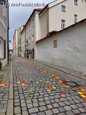 [P28] La pas prin centrul istoric Passau; erau mai multe alei în „cartierul artiștilor”astfel însemnate » foto by crismis
 - 
<span class="allrVoted glyphicon glyphicon-heart hidden" id="av1413078"></span>
<a class="m-l-10 hidden" id="sv1413078" onclick="voting_Foto_DelVot(,1413078,5227)" role="button">șterge vot <span class="glyphicon glyphicon-remove"></span></a>
<a id="v91413078" class=" c-red"  onclick="voting_Foto_SetVot(1413078)" role="button"><span class="glyphicon glyphicon-heart-empty"></span> <b>LIKE</b> = Votează poza</a> <img class="hidden"  id="f1413078W9" src="/imagini/loader.gif" border="0" /><span class="AjErrMes hidden" id="e1413078ErM"></span>