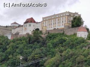 [P07] La pas prin centrul istoric Passau; fortăreața (zoom) » foto by crismis
 - 
<span class="allrVoted glyphicon glyphicon-heart hidden" id="av1413057"></span>
<a class="m-l-10 hidden" id="sv1413057" onclick="voting_Foto_DelVot(,1413057,5227)" role="button">șterge vot <span class="glyphicon glyphicon-remove"></span></a>
<a id="v91413057" class=" c-red"  onclick="voting_Foto_SetVot(1413057)" role="button"><span class="glyphicon glyphicon-heart-empty"></span> <b>LIKE</b> = Votează poza</a> <img class="hidden"  id="f1413057W9" src="/imagini/loader.gif" border="0" /><span class="AjErrMes hidden" id="e1413057ErM"></span>