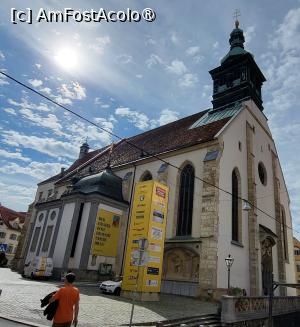 [P38] Catedrala din Graz, in stil gotic tarziu. Pe partea sa de sud se pastreaza si astazi o reprezentare a celor 3 blesteme care au cazut asupra landului in decursul istoriei: ciuma, turcii si invazia de lacuste.  » foto by geani anto
 - 
<span class="allrVoted glyphicon glyphicon-heart hidden" id="av1412513"></span>
<a class="m-l-10 hidden" id="sv1412513" onclick="voting_Foto_DelVot(,1412513,5228)" role="button">șterge vot <span class="glyphicon glyphicon-remove"></span></a>
<a id="v91412513" class=" c-red"  onclick="voting_Foto_SetVot(1412513)" role="button"><span class="glyphicon glyphicon-heart-empty"></span> <b>LIKE</b> = Votează poza</a> <img class="hidden"  id="f1412513W9" src="/imagini/loader.gif" border="0" /><span class="AjErrMes hidden" id="e1412513ErM"></span>