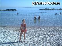 [P04] Plaja si marea la Fano, din cauza pietrelor de pe plaja nici atmosfera nu mai era asa inabusitoare, pt ca acestea nu se mai incingeau ca nispul » foto by Valentina69
 - 
<span class="allrVoted glyphicon glyphicon-heart hidden" id="av58566"></span>
<a class="m-l-10 hidden" id="sv58566" onclick="voting_Foto_DelVot(,58566,5229)" role="button">șterge vot <span class="glyphicon glyphicon-remove"></span></a>
<a id="v958566" class=" c-red"  onclick="voting_Foto_SetVot(58566)" role="button"><span class="glyphicon glyphicon-heart-empty"></span> <b>LIKE</b> = Votează poza</a> <img class="hidden"  id="f58566W9" src="/imagini/loader.gif" border="0" /><span class="AjErrMes hidden" id="e58566ErM"></span>
