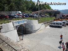 [P01] Curtea interioară și intrarea în salina din Târgu Ocna (Mina Trotuș). Aici am așteptat autobuzul care ne-a dus în subteran.  » foto by Floryn81
 - 
<span class="allrVoted glyphicon glyphicon-heart hidden" id="av485311"></span>
<a class="m-l-10 hidden" id="sv485311" onclick="voting_Foto_DelVot(,485311,5231)" role="button">șterge vot <span class="glyphicon glyphicon-remove"></span></a>
<a id="v9485311" class=" c-red"  onclick="voting_Foto_SetVot(485311)" role="button"><span class="glyphicon glyphicon-heart-empty"></span> <b>LIKE</b> = Votează poza</a> <img class="hidden"  id="f485311W9" src="/imagini/loader.gif" border="0" /><span class="AjErrMes hidden" id="e485311ErM"></span>