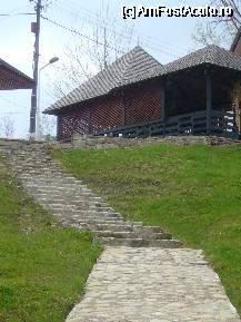 [P23] Restaurantul Grota Miresei - scarile ce coboara spre lac » foto by magdalena
 - 
<span class="allrVoted glyphicon glyphicon-heart hidden" id="av63406"></span>
<a class="m-l-10 hidden" id="sv63406" onclick="voting_Foto_DelVot(,63406,5234)" role="button">șterge vot <span class="glyphicon glyphicon-remove"></span></a>
<a id="v963406" class=" c-red"  onclick="voting_Foto_SetVot(63406)" role="button"><span class="glyphicon glyphicon-heart-empty"></span> <b>LIKE</b> = Votează poza</a> <img class="hidden"  id="f63406W9" src="/imagini/loader.gif" border="0" /><span class="AjErrMes hidden" id="e63406ErM"></span>
