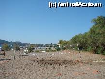 [P36] Zilnic bifam prezenta la ora 16 : 30 la meciul de Beach-Volley ; Robero , napoletan ambitios si simpatic invatase de la mine si striga : Romania, hai sa-i batem !!! » foto by costin1968
 - 
<span class="allrVoted glyphicon glyphicon-heart hidden" id="av254980"></span>
<a class="m-l-10 hidden" id="sv254980" onclick="voting_Foto_DelVot(,254980,5245)" role="button">șterge vot <span class="glyphicon glyphicon-remove"></span></a>
<a id="v9254980" class=" c-red"  onclick="voting_Foto_SetVot(254980)" role="button"><span class="glyphicon glyphicon-heart-empty"></span> <b>LIKE</b> = Votează poza</a> <img class="hidden"  id="f254980W9" src="/imagini/loader.gif" border="0" /><span class="AjErrMes hidden" id="e254980ErM"></span>