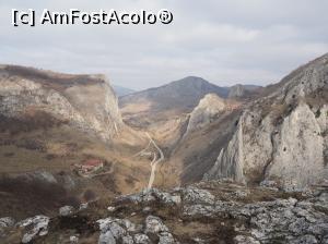 [P12] Rezervatia naturală Cheile Vălișoarei <p> vedere de pe vf. Bogza Mica » foto by Dana2008
 - 
<span class="allrVoted glyphicon glyphicon-heart hidden" id="av1058220"></span>
<a class="m-l-10 hidden" id="sv1058220" onclick="voting_Foto_DelVot(,1058220,5247)" role="button">șterge vot <span class="glyphicon glyphicon-remove"></span></a>
<a id="v91058220" class=" c-red"  onclick="voting_Foto_SetVot(1058220)" role="button"><span class="glyphicon glyphicon-heart-empty"></span> <b>LIKE</b> = Votează poza</a> <img class="hidden"  id="f1058220W9" src="/imagini/loader.gif" border="0" /><span class="AjErrMes hidden" id="e1058220ErM"></span>