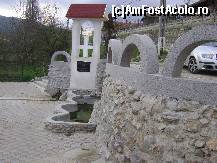 [P17] Cheile Aiudului - izvorul din satul Livezile, in drum spre chei » foto by biancuta
 - 
<span class="allrVoted glyphicon glyphicon-heart hidden" id="av70347"></span>
<a class="m-l-10 hidden" id="sv70347" onclick="voting_Foto_DelVot(,70347,5247)" role="button">șterge vot <span class="glyphicon glyphicon-remove"></span></a>
<a id="v970347" class=" c-red"  onclick="voting_Foto_SetVot(70347)" role="button"><span class="glyphicon glyphicon-heart-empty"></span> <b>LIKE</b> = Votează poza</a> <img class="hidden"  id="f70347W9" src="/imagini/loader.gif" border="0" /><span class="AjErrMes hidden" id="e70347ErM"></span>