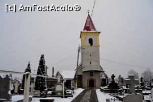 [P02] Biserica greco-catolică Teiuș (la stânga la brazi se poate vedea și cavoul familiei Racz ctitorul bisericii)  » foto by AZE
 - 
<span class="allrVoted glyphicon glyphicon-heart hidden" id="av942376"></span>
<a class="m-l-10 hidden" id="sv942376" onclick="voting_Foto_DelVot(,942376,5247)" role="button">șterge vot <span class="glyphicon glyphicon-remove"></span></a>
<a id="v9942376" class=" c-red"  onclick="voting_Foto_SetVot(942376)" role="button"><span class="glyphicon glyphicon-heart-empty"></span> <b>LIKE</b> = Votează poza</a> <img class="hidden"  id="f942376W9" src="/imagini/loader.gif" border="0" /><span class="AjErrMes hidden" id="e942376ErM"></span>