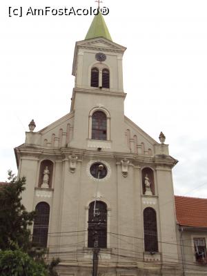 [P22] Biserica romano-catolică.  » foto by Carmen Ion
 - 
<span class="allrVoted glyphicon glyphicon-heart hidden" id="av875434"></span>
<a class="m-l-10 hidden" id="sv875434" onclick="voting_Foto_DelVot(,875434,5247)" role="button">șterge vot <span class="glyphicon glyphicon-remove"></span></a>
<a id="v9875434" class=" c-red"  onclick="voting_Foto_SetVot(875434)" role="button"><span class="glyphicon glyphicon-heart-empty"></span> <b>LIKE</b> = Votează poza</a> <img class="hidden"  id="f875434W9" src="/imagini/loader.gif" border="0" /><span class="AjErrMes hidden" id="e875434ErM"></span>