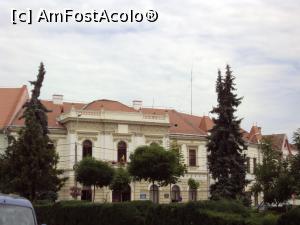 [P06] Clădirea primăriei » foto by Carmen Ion
 - 
<span class="allrVoted glyphicon glyphicon-heart hidden" id="av875418"></span>
<a class="m-l-10 hidden" id="sv875418" onclick="voting_Foto_DelVot(,875418,5247)" role="button">șterge vot <span class="glyphicon glyphicon-remove"></span></a>
<a id="v9875418" class=" c-red"  onclick="voting_Foto_SetVot(875418)" role="button"><span class="glyphicon glyphicon-heart-empty"></span> <b>LIKE</b> = Votează poza</a> <img class="hidden"  id="f875418W9" src="/imagini/loader.gif" border="0" /><span class="AjErrMes hidden" id="e875418ErM"></span>