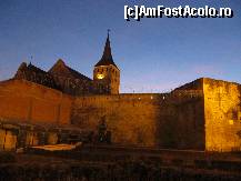 [P05] Vedere de seară la Cetatea medievală a Aiudului, în care se detaşează turnul Bisericii Reformate.  » foto by Neptunus
 - 
<span class="allrVoted glyphicon glyphicon-heart hidden" id="av497517"></span>
<a class="m-l-10 hidden" id="sv497517" onclick="voting_Foto_DelVot(,497517,5247)" role="button">șterge vot <span class="glyphicon glyphicon-remove"></span></a>
<a id="v9497517" class=" c-red"  onclick="voting_Foto_SetVot(497517)" role="button"><span class="glyphicon glyphicon-heart-empty"></span> <b>LIKE</b> = Votează poza</a> <img class="hidden"  id="f497517W9" src="/imagini/loader.gif" border="0" /><span class="AjErrMes hidden" id="e497517ErM"></span>