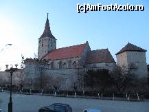 [P09] Cetatea Aiudului, în care domină Biserica Reformată Calvină. Se remarcă lucrările de restaurare la unul din turnuri.  » foto by Neptunus
 - 
<span class="allrVoted glyphicon glyphicon-heart hidden" id="av497521"></span>
<a class="m-l-10 hidden" id="sv497521" onclick="voting_Foto_DelVot(,497521,5247)" role="button">șterge vot <span class="glyphicon glyphicon-remove"></span></a>
<a id="v9497521" class=" c-red"  onclick="voting_Foto_SetVot(497521)" role="button"><span class="glyphicon glyphicon-heart-empty"></span> <b>LIKE</b> = Votează poza</a> <img class="hidden"  id="f497521W9" src="/imagini/loader.gif" border="0" /><span class="AjErrMes hidden" id="e497521ErM"></span>