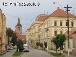 [P08] Pe strada Bethlen Gábor - pe dreapta Colegiul Național Bethlen Gábor, în față Cetatea Aiudului.  » foto by tata123 🔱
 - 
<span class="allrVoted glyphicon glyphicon-heart hidden" id="av873974"></span>
<a class="m-l-10 hidden" id="sv873974" onclick="voting_Foto_DelVot(,873974,5247)" role="button">șterge vot <span class="glyphicon glyphicon-remove"></span></a>
<a id="v9873974" class=" c-red"  onclick="voting_Foto_SetVot(873974)" role="button"><span class="glyphicon glyphicon-heart-empty"></span> <b>LIKE</b> = Votează poza</a> <img class="hidden"  id="f873974W9" src="/imagini/loader.gif" border="0" /><span class="AjErrMes hidden" id="e873974ErM"></span>