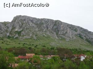 [P21] Piatra Secuiului văzută din satul Rimetea.  » foto by tata123 🔱
 - 
<span class="allrVoted glyphicon glyphicon-heart hidden" id="av1068940"></span>
<a class="m-l-10 hidden" id="sv1068940" onclick="voting_Foto_DelVot(,1068940,5247)" role="button">șterge vot <span class="glyphicon glyphicon-remove"></span></a>
<a id="v91068940" class=" c-red"  onclick="voting_Foto_SetVot(1068940)" role="button"><span class="glyphicon glyphicon-heart-empty"></span> <b>LIKE</b> = Votează poza</a> <img class="hidden"  id="f1068940W9" src="/imagini/loader.gif" border="0" /><span class="AjErrMes hidden" id="e1068940ErM"></span>