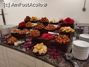 [P01] Hotel Steigenberger Aqua Magic - restaurant » foto by ralukpopescu
 - 
<span class="allrVoted glyphicon glyphicon-heart hidden" id="av1219239"></span>
<a class="m-l-10 hidden" id="sv1219239" onclick="voting_Foto_DelVot(,1219239,5248)" role="button">șterge vot <span class="glyphicon glyphicon-remove"></span></a>
<a id="v91219239" class=" c-red"  onclick="voting_Foto_SetVot(1219239)" role="button"><span class="glyphicon glyphicon-heart-empty"></span> <b>LIKE</b> = Votează poza</a> <img class="hidden"  id="f1219239W9" src="/imagini/loader.gif" border="0" /><span class="AjErrMes hidden" id="e1219239ErM"></span>