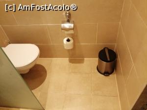 [P03] Baia cu vasul wc » foto by nelutu
 - 
<span class="allrVoted glyphicon glyphicon-heart hidden" id="av1261658"></span>
<a class="m-l-10 hidden" id="sv1261658" onclick="voting_Foto_DelVot(,1261658,5248)" role="button">șterge vot <span class="glyphicon glyphicon-remove"></span></a>
<a id="v91261658" class=" c-red"  onclick="voting_Foto_SetVot(1261658)" role="button"><span class="glyphicon glyphicon-heart-empty"></span> <b>LIKE</b> = Votează poza</a> <img class="hidden"  id="f1261658W9" src="/imagini/loader.gif" border="0" /><span class="AjErrMes hidden" id="e1261658ErM"></span>