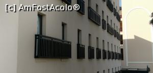 [P17] Balcoanele franțuzești de la camerele standard.  » foto by Aurici
 - 
<span class="allrVoted glyphicon glyphicon-heart hidden" id="av1152491"></span>
<a class="m-l-10 hidden" id="sv1152491" onclick="voting_Foto_DelVot(,1152491,5248)" role="button">șterge vot <span class="glyphicon glyphicon-remove"></span></a>
<a id="v91152491" class=" c-red"  onclick="voting_Foto_SetVot(1152491)" role="button"><span class="glyphicon glyphicon-heart-empty"></span> <b>LIKE</b> = Votează poza</a> <img class="hidden"  id="f1152491W9" src="/imagini/loader.gif" border="0" /><span class="AjErrMes hidden" id="e1152491ErM"></span>