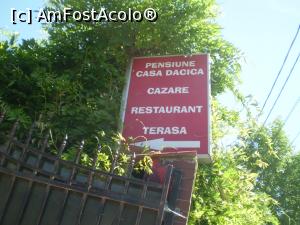 [P13] Firma restaurantului, în detaliu. » foto by Mihai18
 - 
<span class="allrVoted glyphicon glyphicon-heart hidden" id="av971044"></span>
<a class="m-l-10 hidden" id="sv971044" onclick="voting_Foto_DelVot(,971044,5266)" role="button">șterge vot <span class="glyphicon glyphicon-remove"></span></a>
<a id="v9971044" class=" c-red"  onclick="voting_Foto_SetVot(971044)" role="button"><span class="glyphicon glyphicon-heart-empty"></span> <b>LIKE</b> = Votează poza</a> <img class="hidden"  id="f971044W9" src="/imagini/loader.gif" border="0" /><span class="AjErrMes hidden" id="e971044ErM"></span>