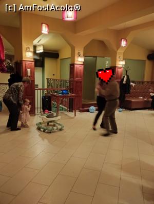 [P04] Ringul de dans » foto by deeutza
 - 
<span class="allrVoted glyphicon glyphicon-heart hidden" id="av1336589"></span>
<a class="m-l-10 hidden" id="sv1336589" onclick="voting_Foto_DelVot(,1336589,5266)" role="button">șterge vot <span class="glyphicon glyphicon-remove"></span></a>
<a id="v91336589" class=" c-red"  onclick="voting_Foto_SetVot(1336589)" role="button"><span class="glyphicon glyphicon-heart-empty"></span> <b>LIKE</b> = Votează poza</a> <img class="hidden"  id="f1336589W9" src="/imagini/loader.gif" border="0" /><span class="AjErrMes hidden" id="e1336589ErM"></span>