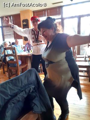 [P28] Se dansează » foto by Michi
 - 
<span class="allrVoted glyphicon glyphicon-heart hidden" id="av1415814"></span>
<a class="m-l-10 hidden" id="sv1415814" onclick="voting_Foto_DelVot(,1415814,5266)" role="button">șterge vot <span class="glyphicon glyphicon-remove"></span></a>
<a id="v91415814" class=" c-red"  onclick="voting_Foto_SetVot(1415814)" role="button"><span class="glyphicon glyphicon-heart-empty"></span> <b>LIKE</b> = Votează poza</a> <img class="hidden"  id="f1415814W9" src="/imagini/loader.gif" border="0" /><span class="AjErrMes hidden" id="e1415814ErM"></span>