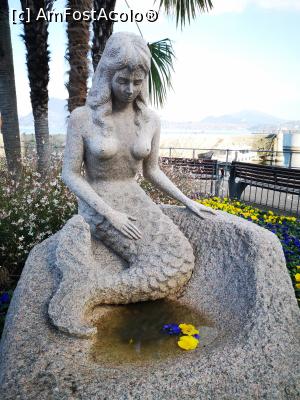 [P25] Stresa, lungolago (în fața acestei statui era un loc marcat cu înscrisul „selfie” ) » foto by crismis
 - 
<span class="allrVoted glyphicon glyphicon-heart hidden" id="av1274027"></span>
<a class="m-l-10 hidden" id="sv1274027" onclick="voting_Foto_DelVot(,1274027,5274)" role="button">șterge vot <span class="glyphicon glyphicon-remove"></span></a>
<a id="v91274027" class=" c-red"  onclick="voting_Foto_SetVot(1274027)" role="button"><span class="glyphicon glyphicon-heart-empty"></span> <b>LIKE</b> = Votează poza</a> <img class="hidden"  id="f1274027W9" src="/imagini/loader.gif" border="0" /><span class="AjErrMes hidden" id="e1274027ErM"></span>